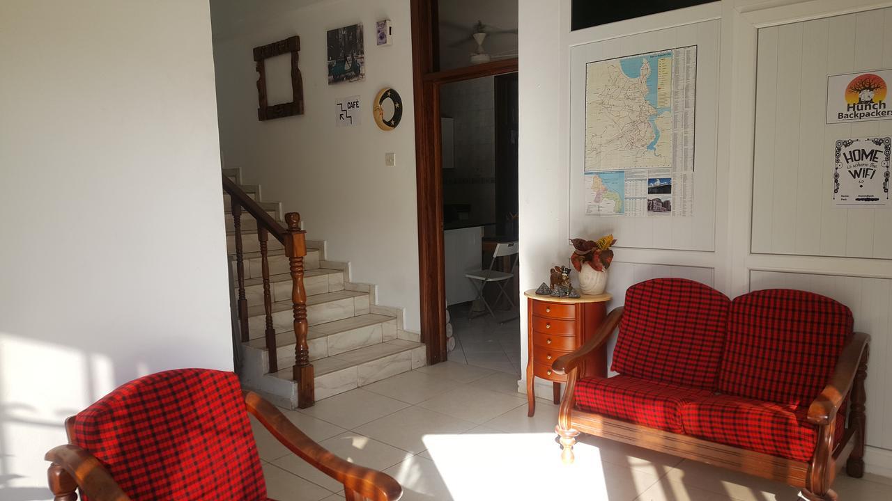 Hunch Backpackers Hostel Dar es Salaam Exterior photo