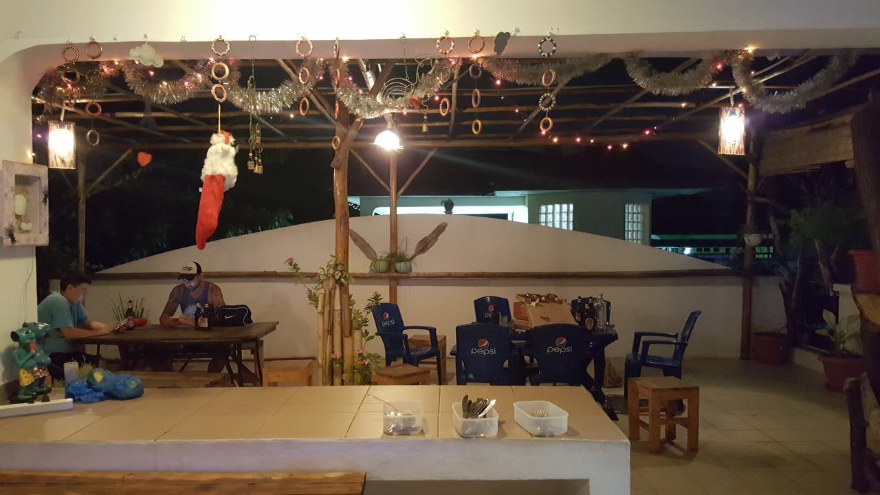 Hunch Backpackers Hostel Dar es Salaam Exterior photo